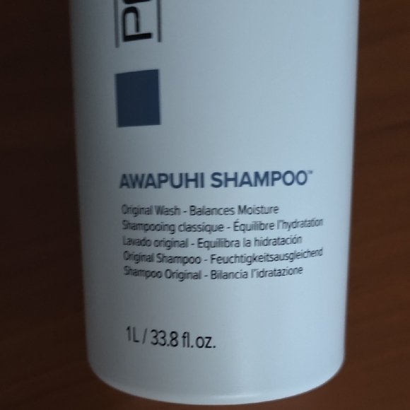 Paul Mitchell White and Blue Hair Care Duo - Picture 3 of 5